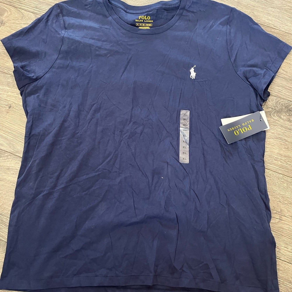 polo t-shirt